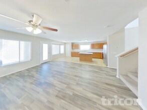 2101 N 109th Ave in Avondale, AZ - Foto de edificio - Building Photo