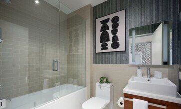 6735 Yucca St in Los Angeles, CA - Building Photo - Building Photo