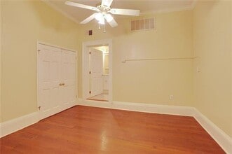 521 Dumaine St in New Orleans, LA - Foto de edificio - Building Photo