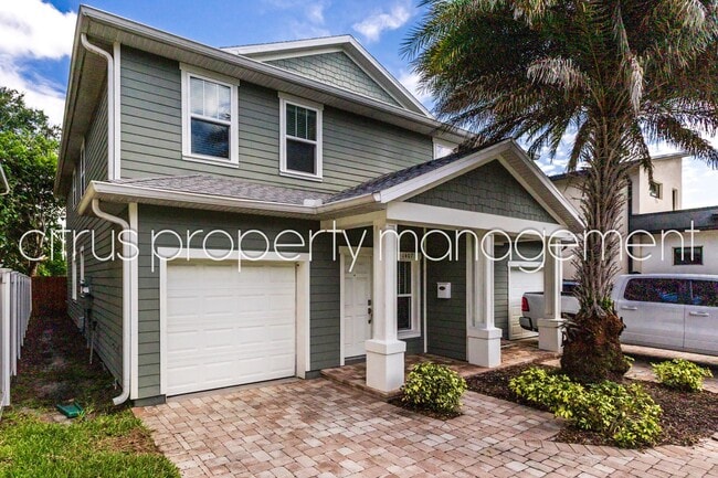 property at 1407 E Muriel St