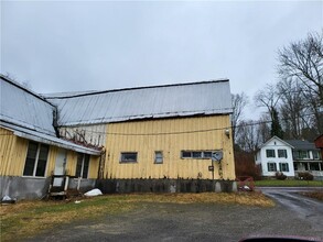 812 Ringwood Rd in Ithaca, NY - Building Photo - Building Photo