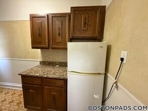 17-19 Washington St. in Malden, MA - Foto de edificio - Building Photo