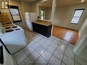 300 Haig St in Oshawa, ON - Building Photo - Building Photo