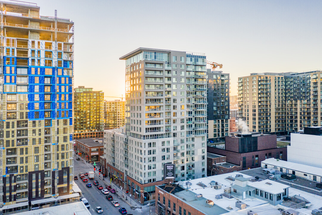 Le Griffix in Montréal, QC - Building Photo