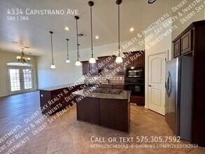 4334 Capistrano Ave in Las Cruces, NM - Building Photo - Building Photo