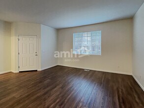 1634 180th St Ct E in Spanaway, WA - Building Photo - Building Photo