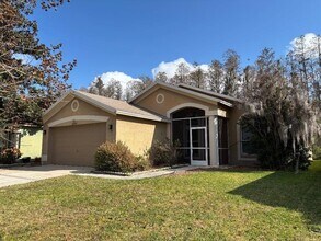 30904 Burleigh Dr in Zephyrhills, FL - Building Photo - Building Photo