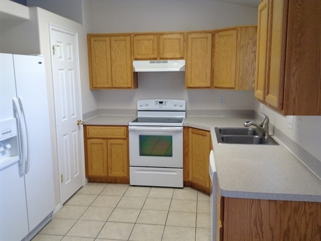 1979 N 1720 W in Clinton, UT - Building Photo - Building Photo
