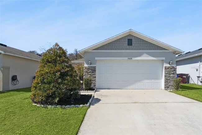 property at 3028 Lakes Crest Ave