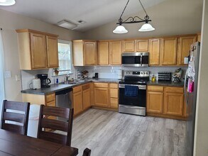 110 E Seabird Ct in Sneads Ferry, NC - Building Photo - Building Photo