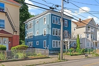 266 Sayles Ave in Pawtucket, RI - Building Photo - Building Photo