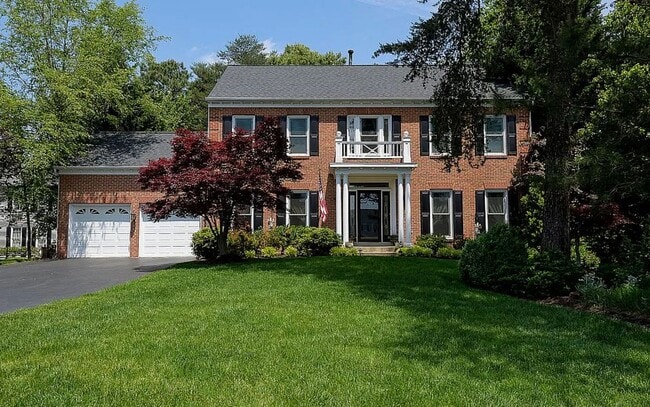 114 Fordham Dr