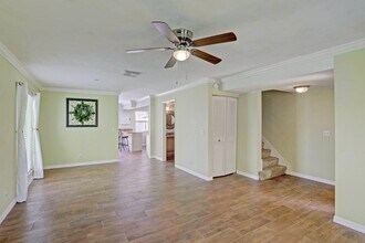 912 Sandtree Dr in Palm Beach Gardens, FL - Building Photo - Building Photo