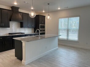 1610 Ari Ave in Centerton, AR - Building Photo - Building Photo