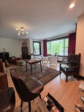 6106 N Washtenaw Ave, Unit 2 in Chicago, IL - Building Photo - Building Photo