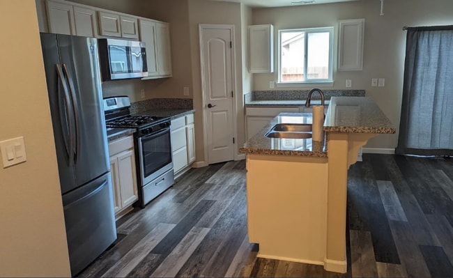 property at 2540 Ladera Dr