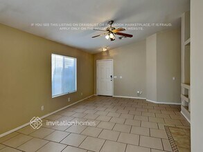 17738 N White Horse Trail in Surprise, AZ - Building Photo - Building Photo