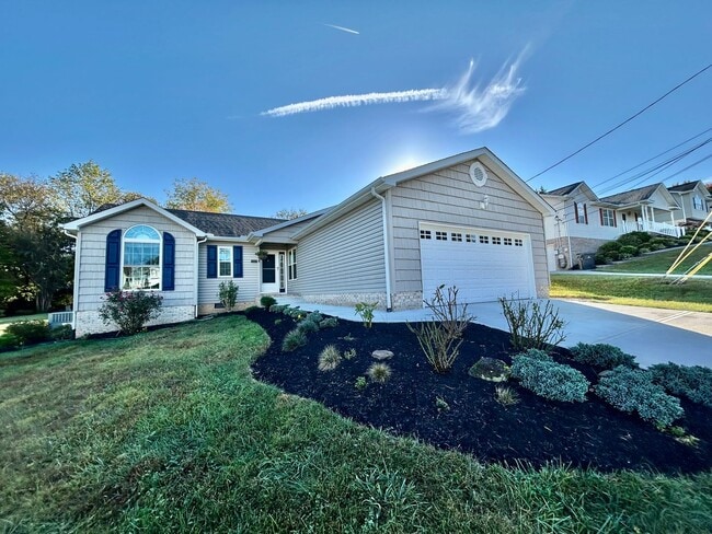 property at 4424 St Lucia Ln