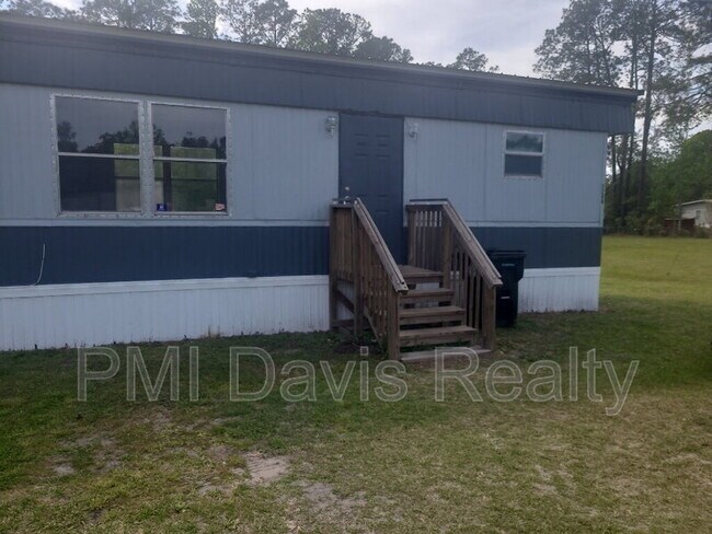 property at 5260 US-17