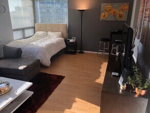 440 N Wabash Ave, Unit 2002 in Chicago, IL - Building Photo - Building Photo