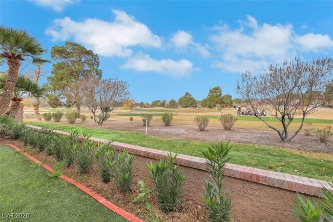 7132 Mission Hills Dr in Las Vegas, NV - Building Photo - Building Photo