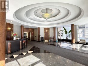 18 Hollywood Ave in Toronto, ON - Building Photo - Building Photo