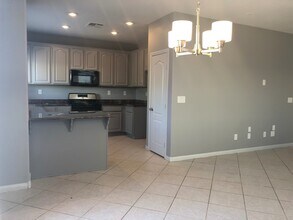 6299 Maidenhair Fern Ct in Las Vegas, NV - Building Photo - Building Photo
