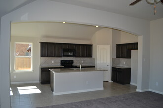 5090 Royal Springs Dr in Forney, TX - Building Photo - Building Photo