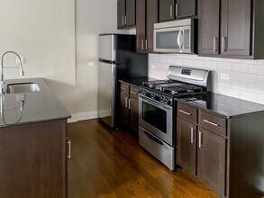 5058 N Winchester Ave, Unit 1E in Chicago, IL - Building Photo - Building Photo