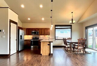 378 Ramshorn Peak Ln in Bozeman, MT - Building Photo - Building Photo