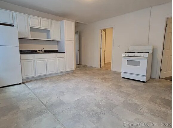 178 Broad St in New Britain, CT - Building Photo - Building Photo