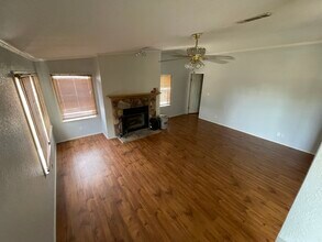 3196 Co Rd 676 in Devine, TX - Building Photo - Building Photo