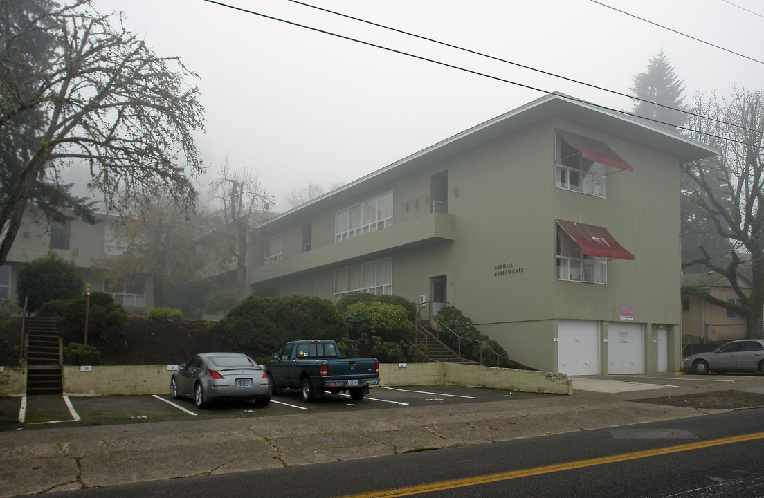 Oakhill Apartments in Roseburg, OR - Foto de edificio