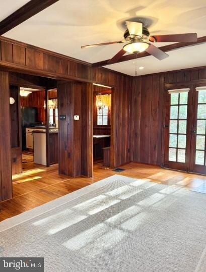 property at 2132 Grandview Ave