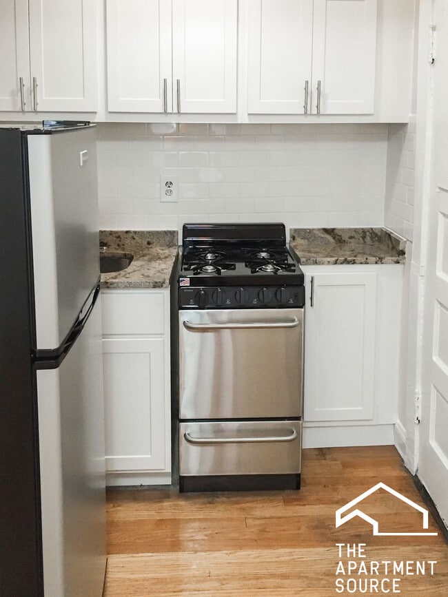 property at 514 W Cornelia Ave