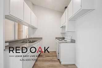 201 Columbia St in Hemet, CA - Building Photo - Building Photo