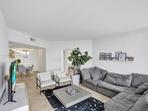 21205 Yacht Club Dr, Unit 3103 in Aventura, FL - Building Photo - Building Photo