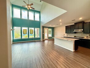 3707 Parkcrest Ct in Pearland, TX - Building Photo - Building Photo