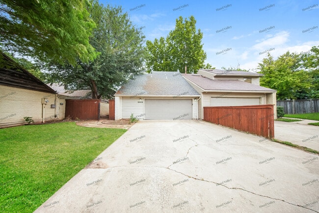 property at 12412 Chase End Ct