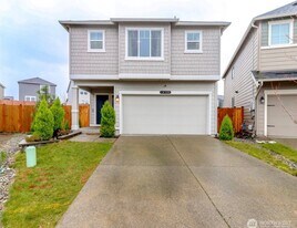 18795 108th Ave E in Puyallup, WA - Building Photo