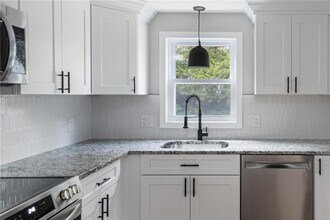 111 Missouri Dr in Warwick, RI - Building Photo - Building Photo