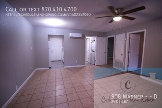 908 Warner Ave-Unit -D in Jonesboro, AR - Building Photo - Building Photo