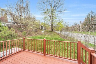 2 Wigwam Hill Dr in Worcester, MA - Building Photo - Building Photo