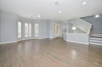 1016 Studer St in Houston, TX - Building Photo - Building Photo