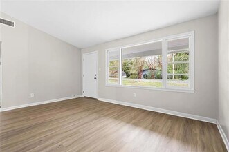 1153 Oak Ln Dr in Mobile, AL - Building Photo - Building Photo