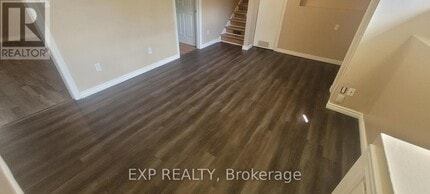 350 Tampa Dr in Georgina, ON - Building Photo - Building Photo