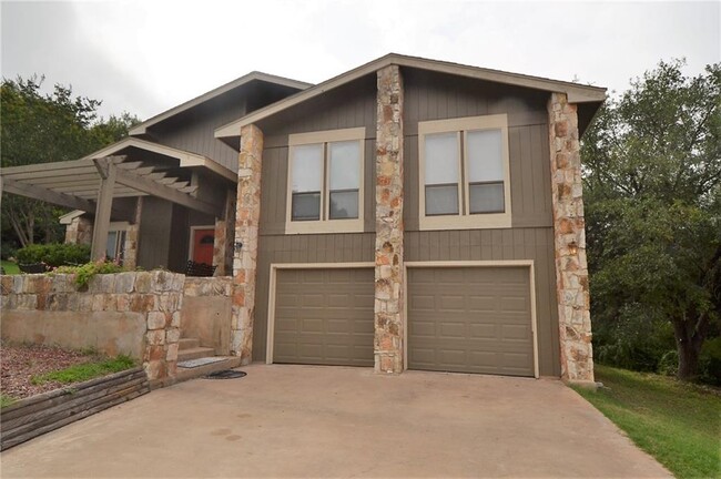 5311 Doe Valley Ln in Austin, TX - Building Photo - Building Photo