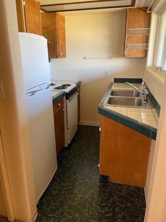 property at 663 SE Parrott St