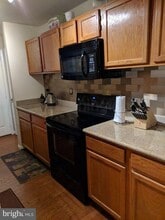 9709 Lake Point Ct-Unit -101 in Upper Marlboro, MD - Building Photo - Building Photo