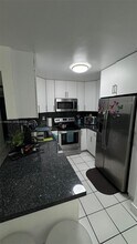 9455 W Flagler St in Miami, FL - Building Photo - Building Photo